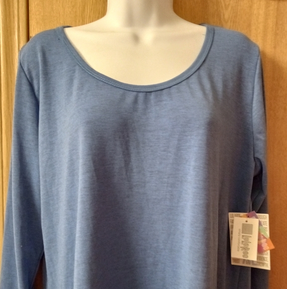 LULAROE - Picture 2 of 3